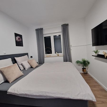 Deluxe Apartment Mila Нин Екстериор снимка